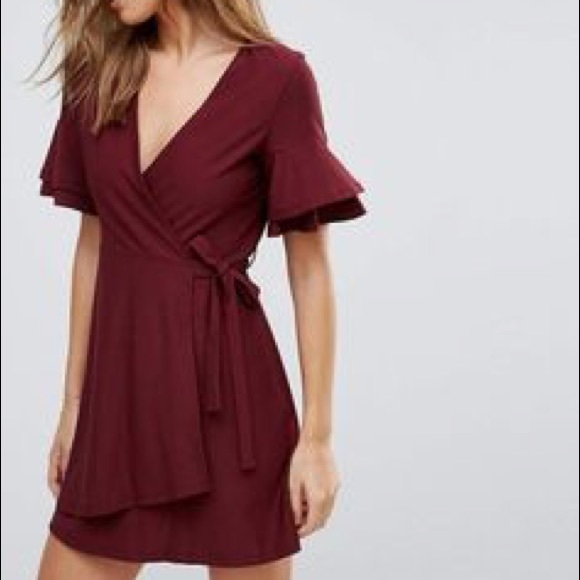 ASOS petite mini wrap dress with flutter sleeve - Picture 2 of 7